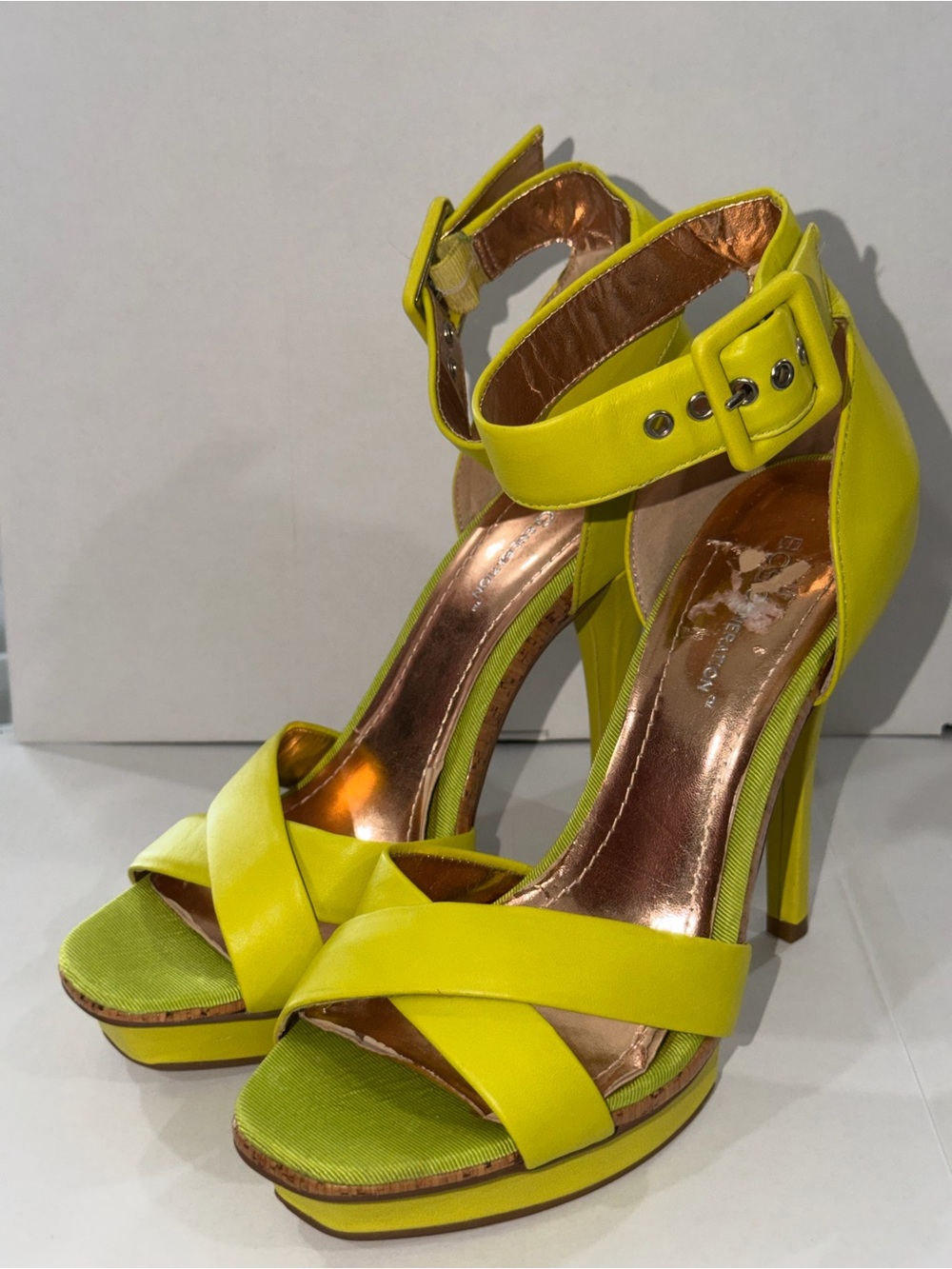 BCBGeneration "Zenas" Citron Neon/Lime Green Platform Sandals High Heels - Picture 2 of 11